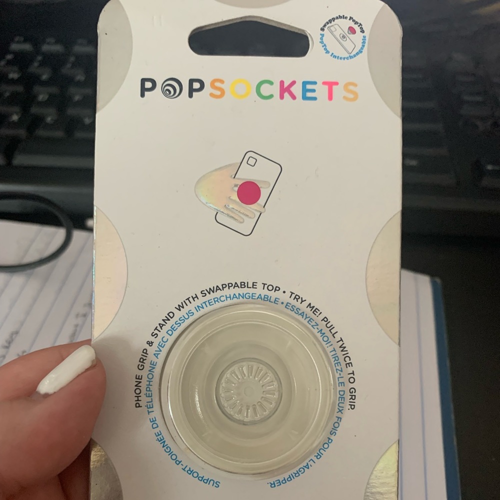 Clear pop socket